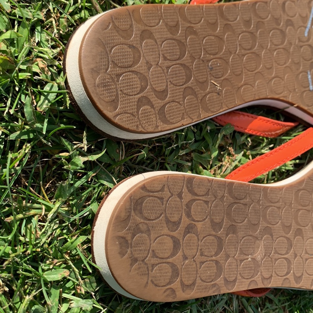 Coach sandals/flips EUC - Picture 9 of 10